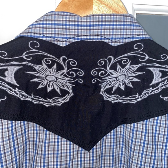 EUC Men’s Size Medium, Moon Shine Western Style Long Sleeve Snap Shirt - Picture 9 of 17